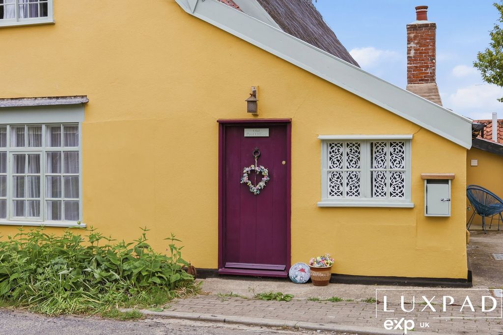Property photo 3 of 32