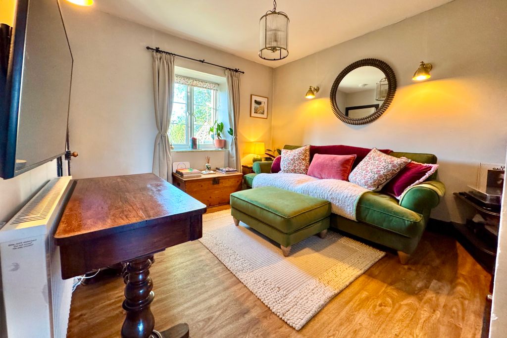 Property photo 3 of 12