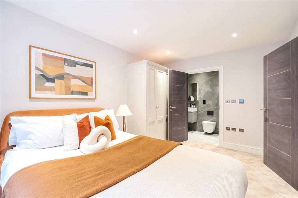 Property photo 2 of 12 Picture No. 06