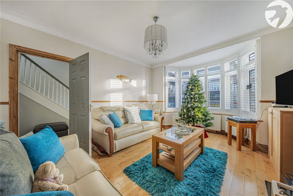 Property photo 3 of 38 Picture 3