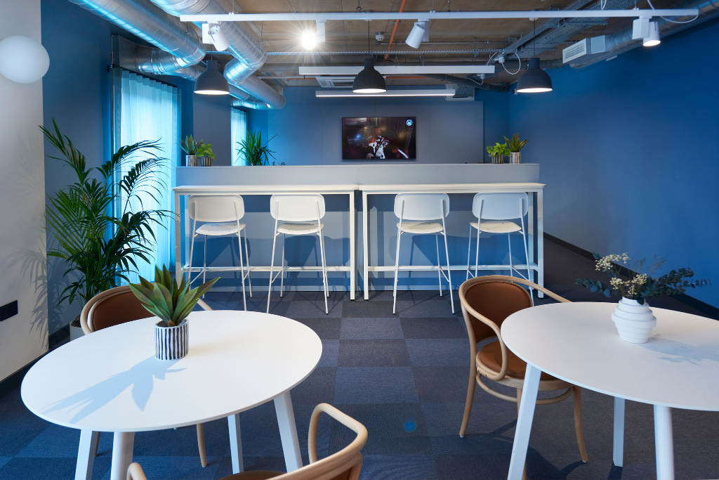 Property photo 2 of 24