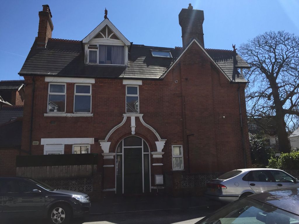 Property photo 1 of 4