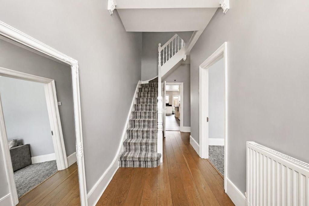 Property photo 3 of 15 111 Fordel Road - Tbzam5Jgqphxsamh9Img.Jpeg