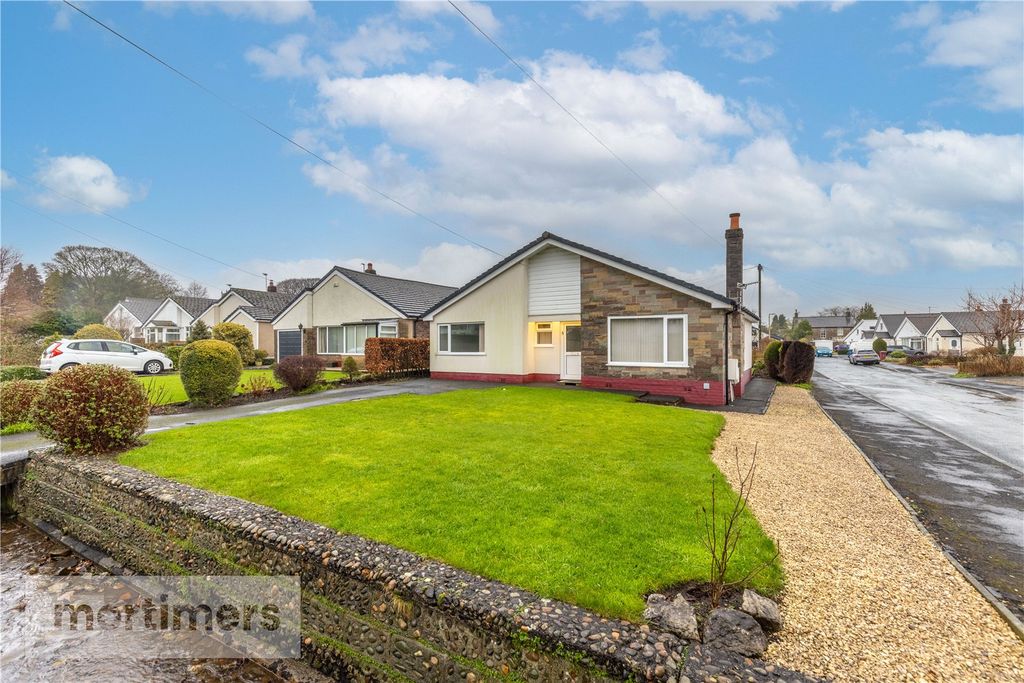 Property photo 1 of 21 External