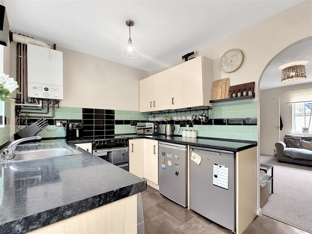 Property photo 3 of 11 Img_4803 (1).Jpg
