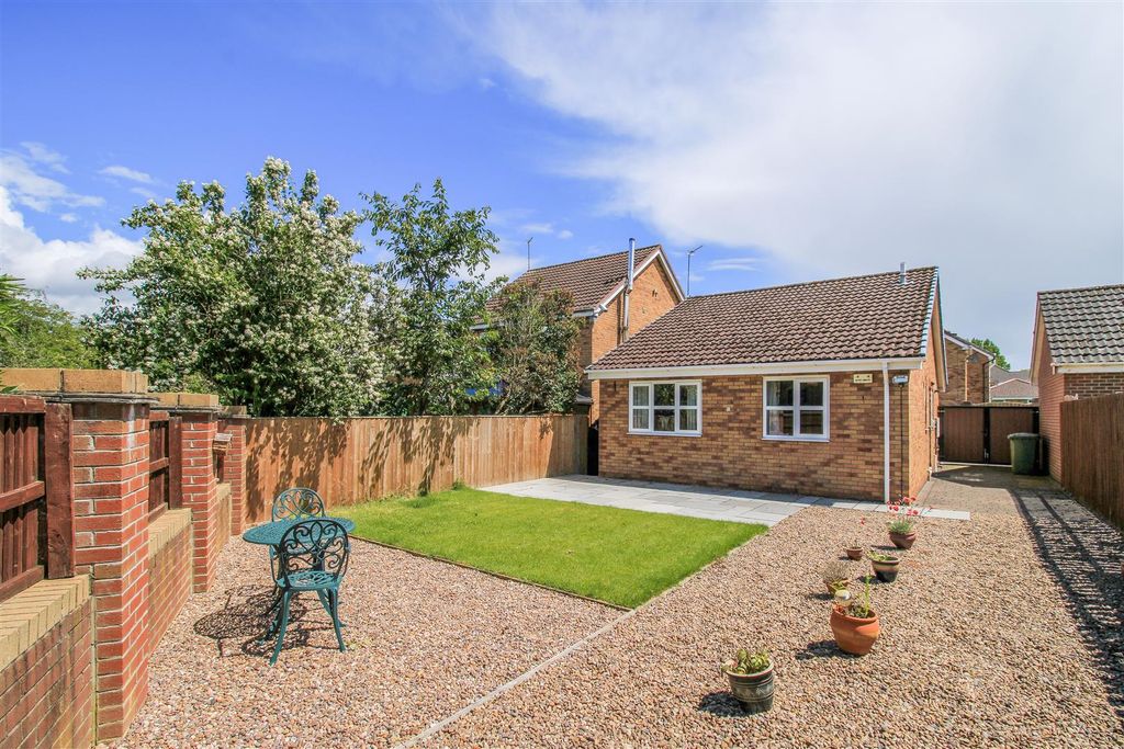 Property photo 2 of 10