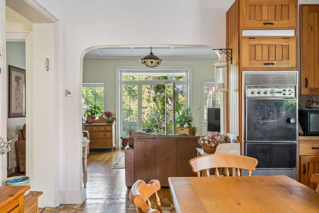 Additional image 36 of 7 bed detached house for salePaines Lane, Pinner Village HA5