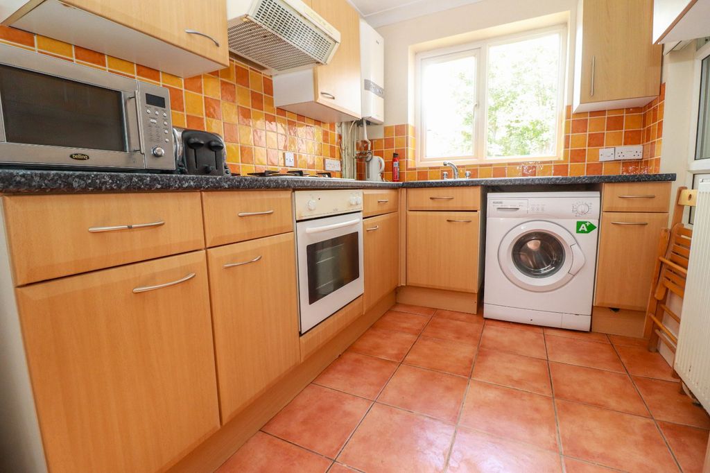 Property photo 1 of 9 Picture No. 03