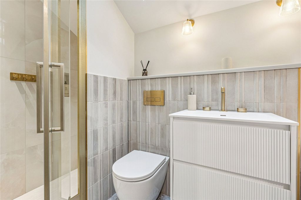 Property photo 3 of 16 Picture No. 19