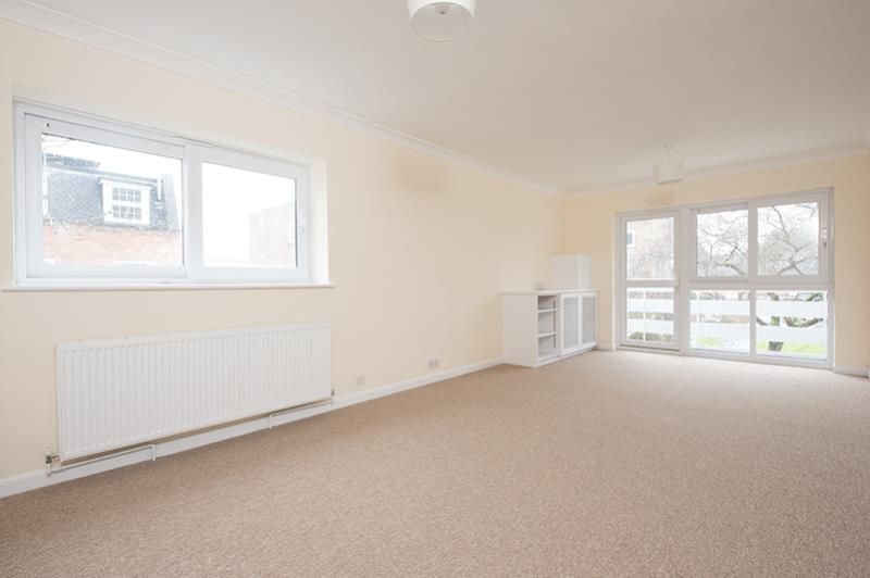 Property photo 2 of 10 Living Area