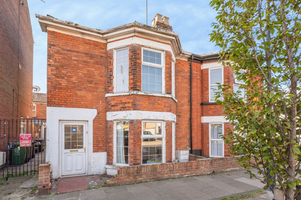 Property photo 1 of 15
