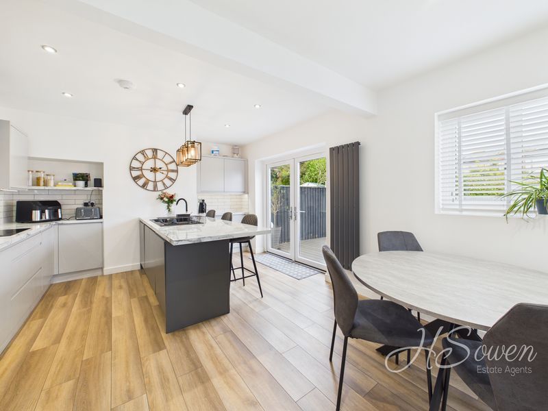 Property photo 3 of 26 Photo 22