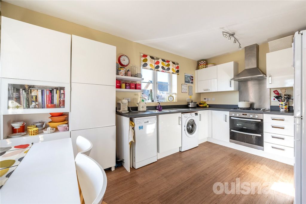 Property photo 3 of 16 Picture No. 31