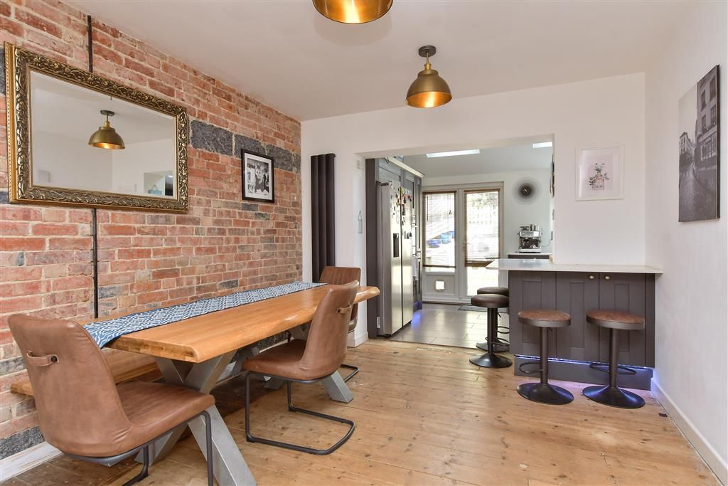 Property photo 3 of 15 Dining Area
