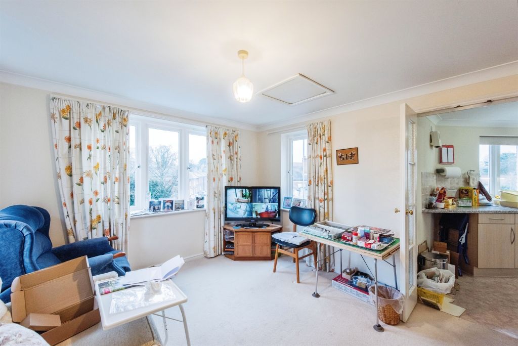 Property photo 3 of 16