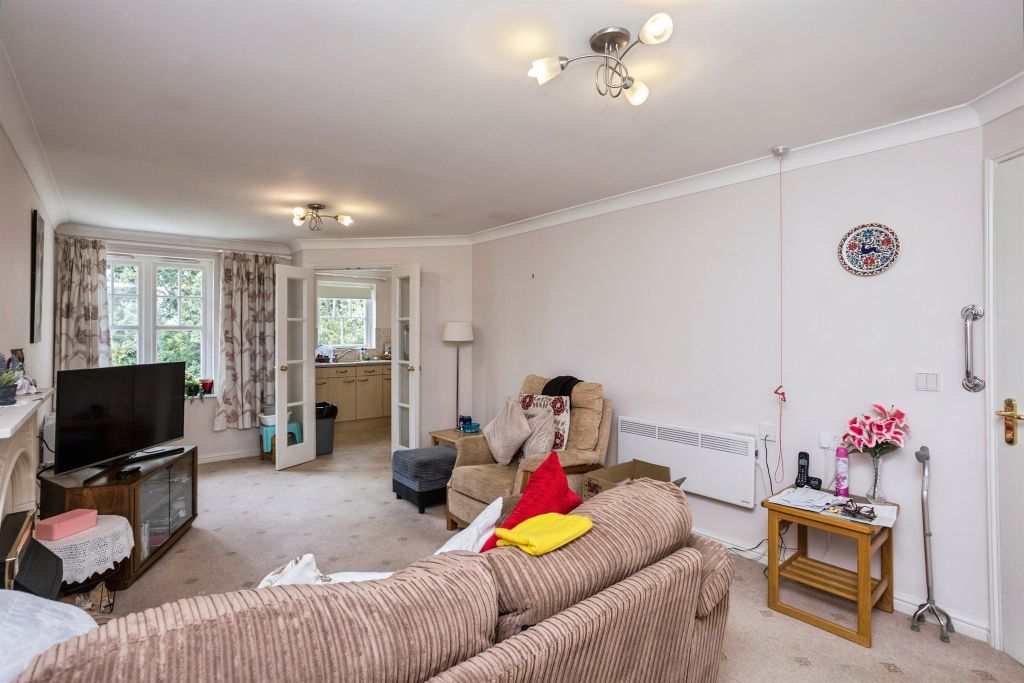 Property photo 2 of 10