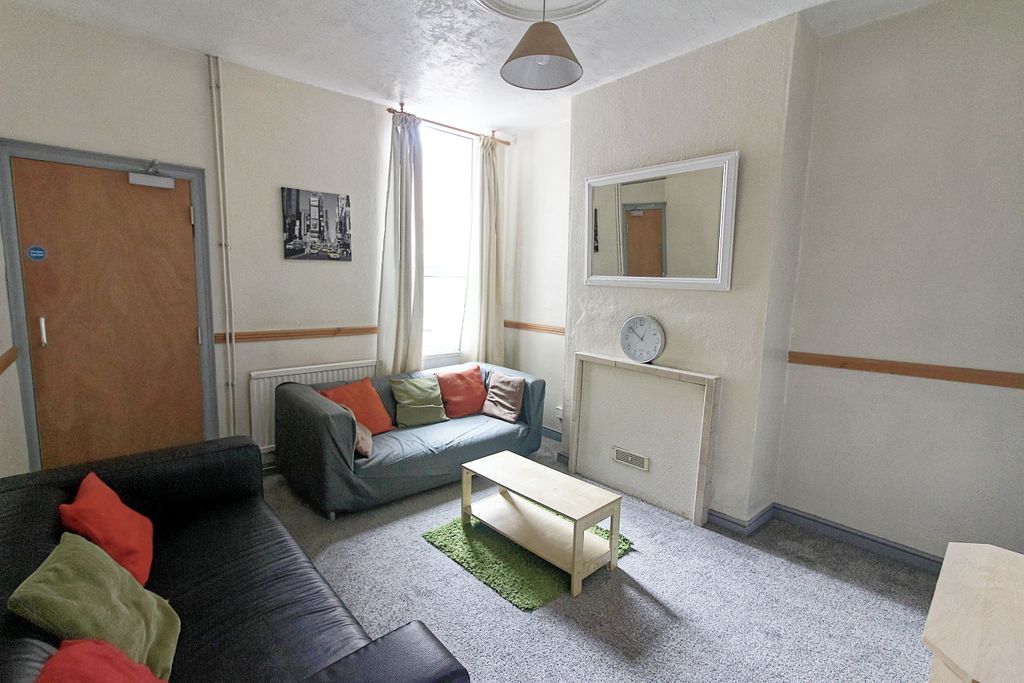 Property photo 2 of 13 Img_3145_Dxo