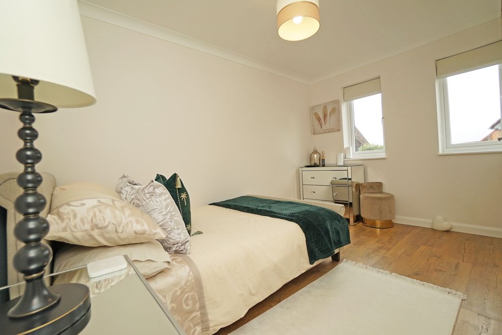 Additional image 25 of 5 bed terraced house for saleSennen Place, Port Solent, Portsmouth PO6