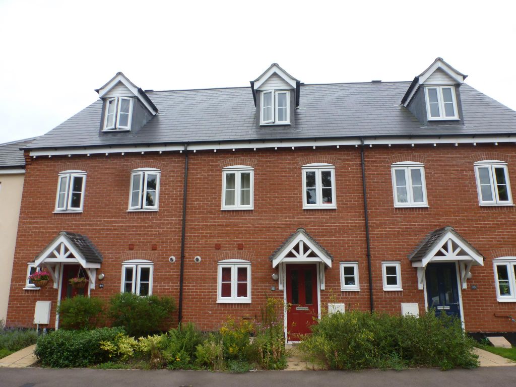 Property photo 1 of 11 Front