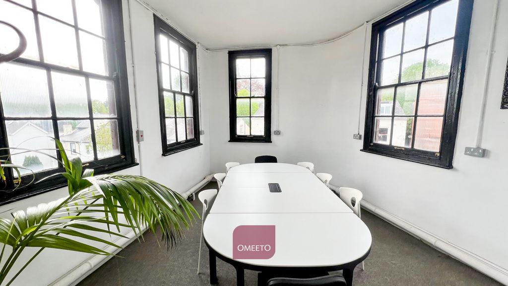 Property photo 3 of 7 Shared Meeting Room