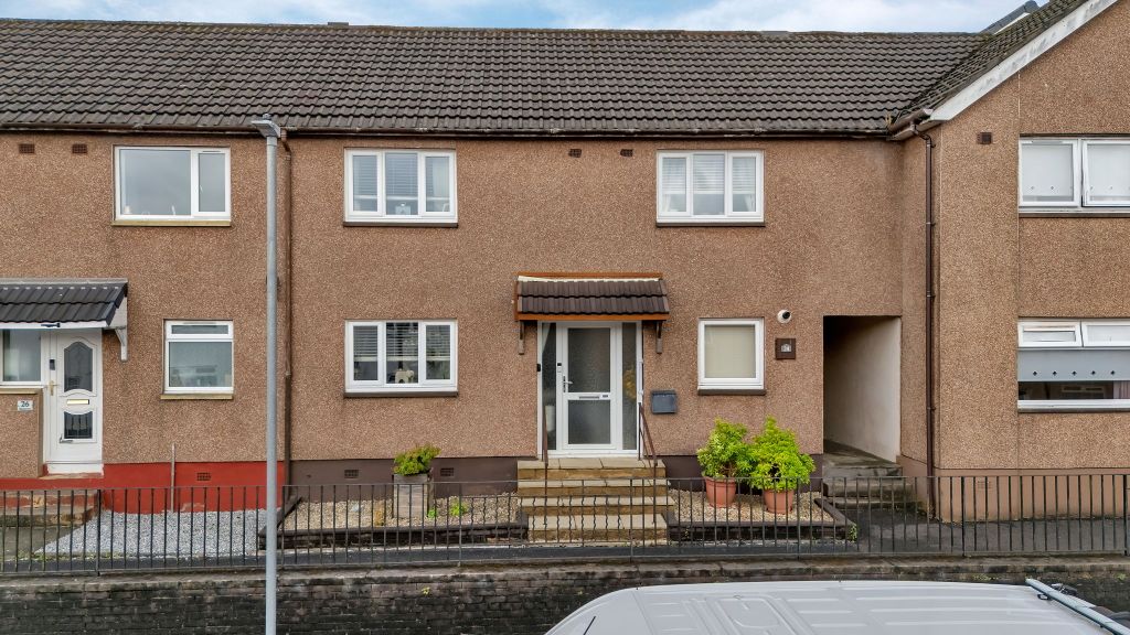 Property photo 1 of 36 001