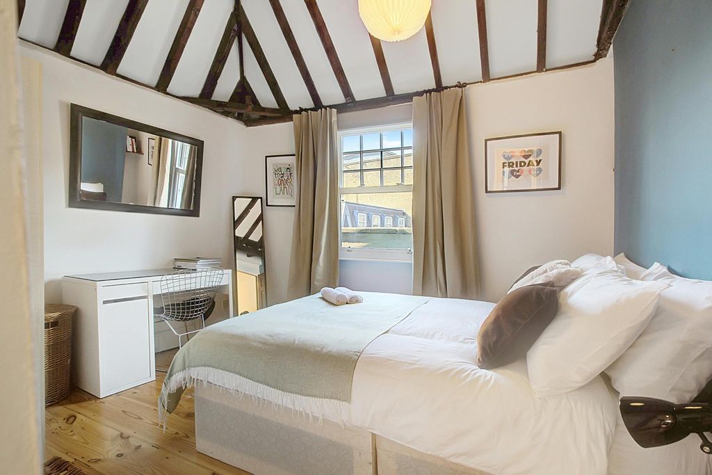 Property photo 2 of 26 Bedroom 4 _H0A1124_5_6_7_8.Jpg