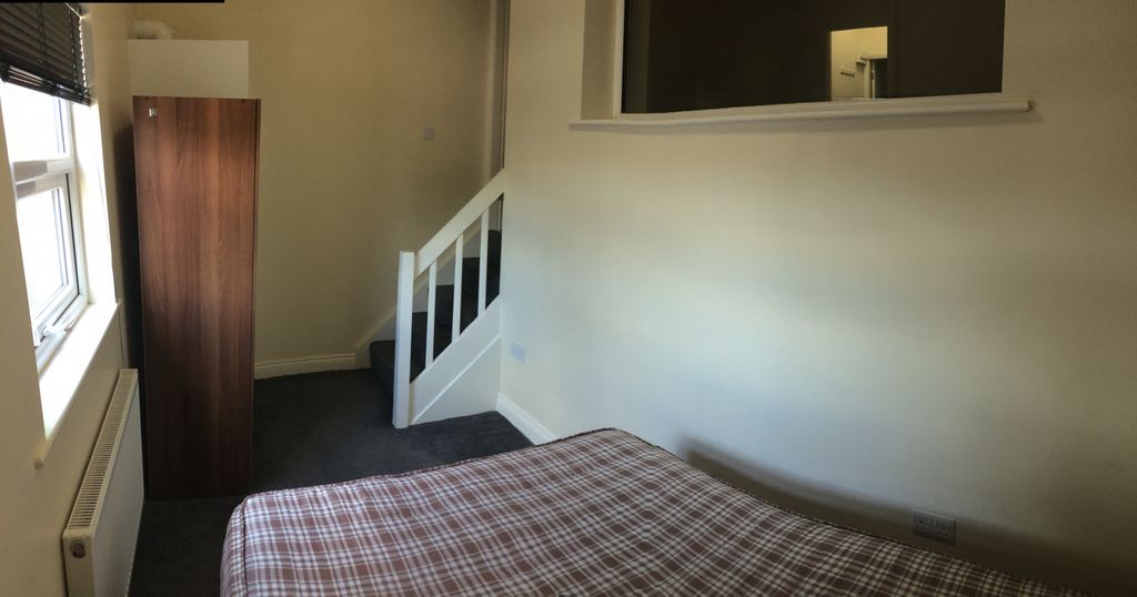 Property photo 1 of 6 188 Doncaster Road, Flat 7