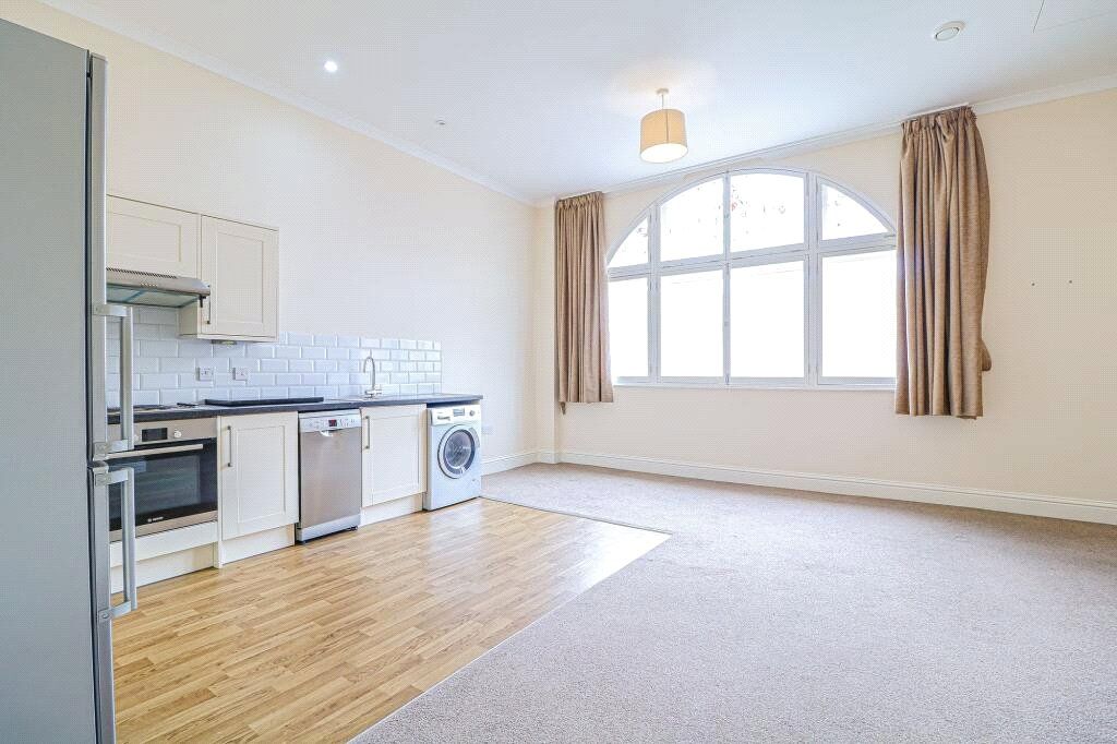 Property photo 3 of 14 Picture No. 02