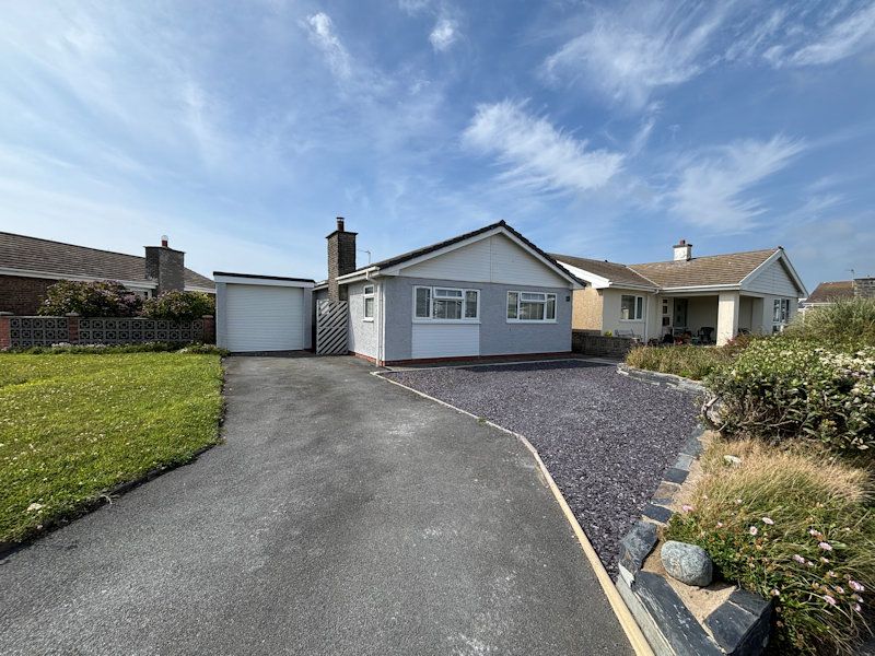 Property photo 2 of 40