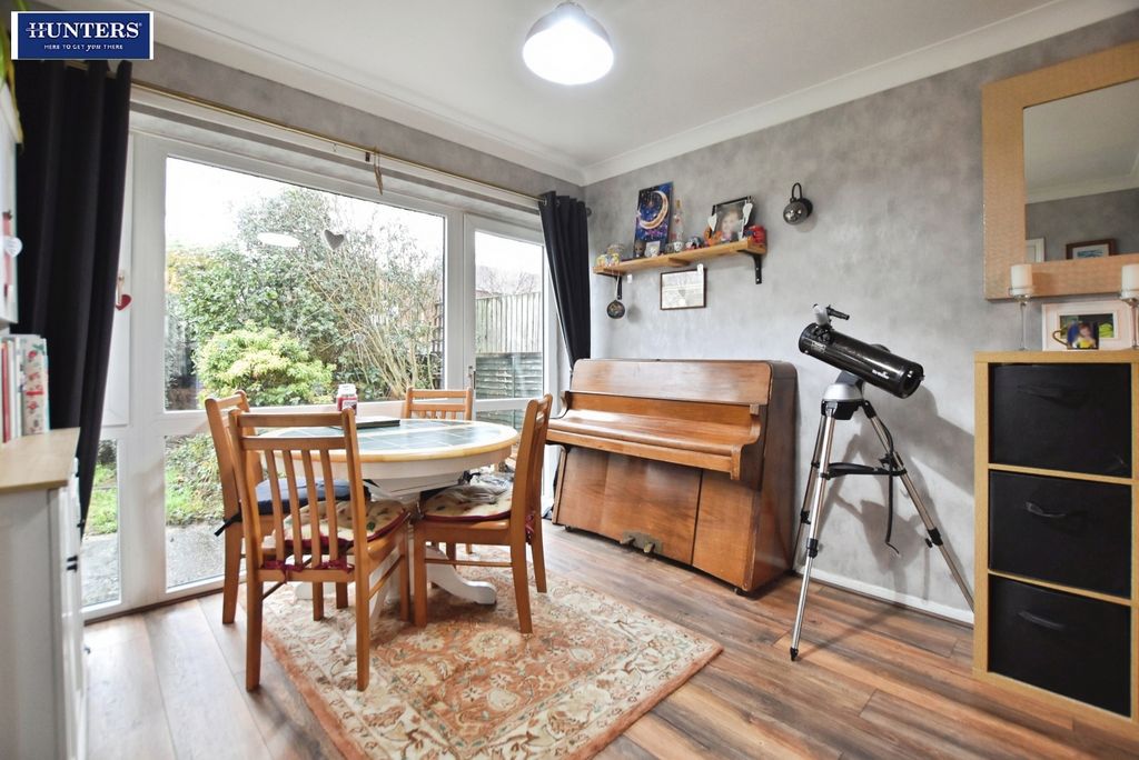 Property photo 2 of 23 Dining Area