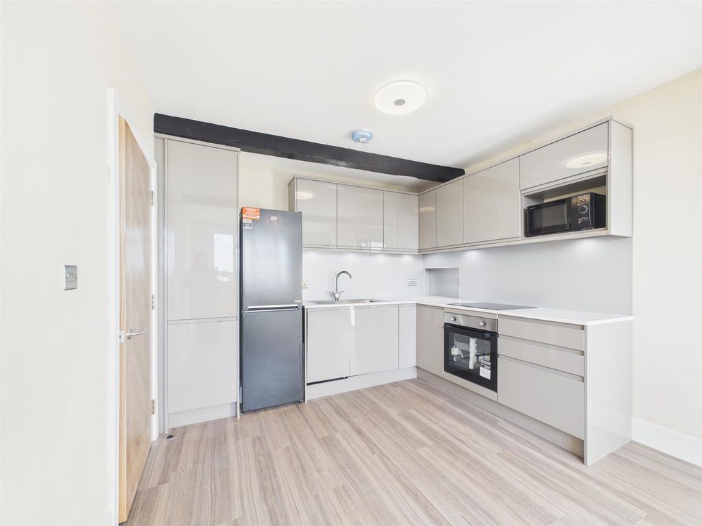 Property photo 3 of 10 Cam02170G0-Pr0491-Still015.Jpg