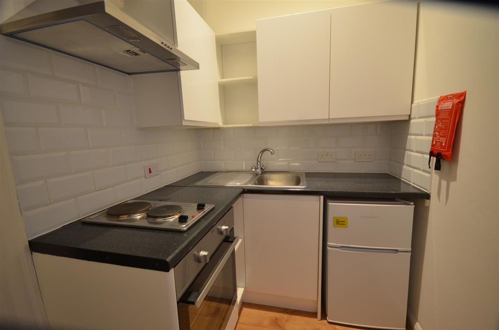 Property photo 3 of 8 Dsc_0006.Jpg