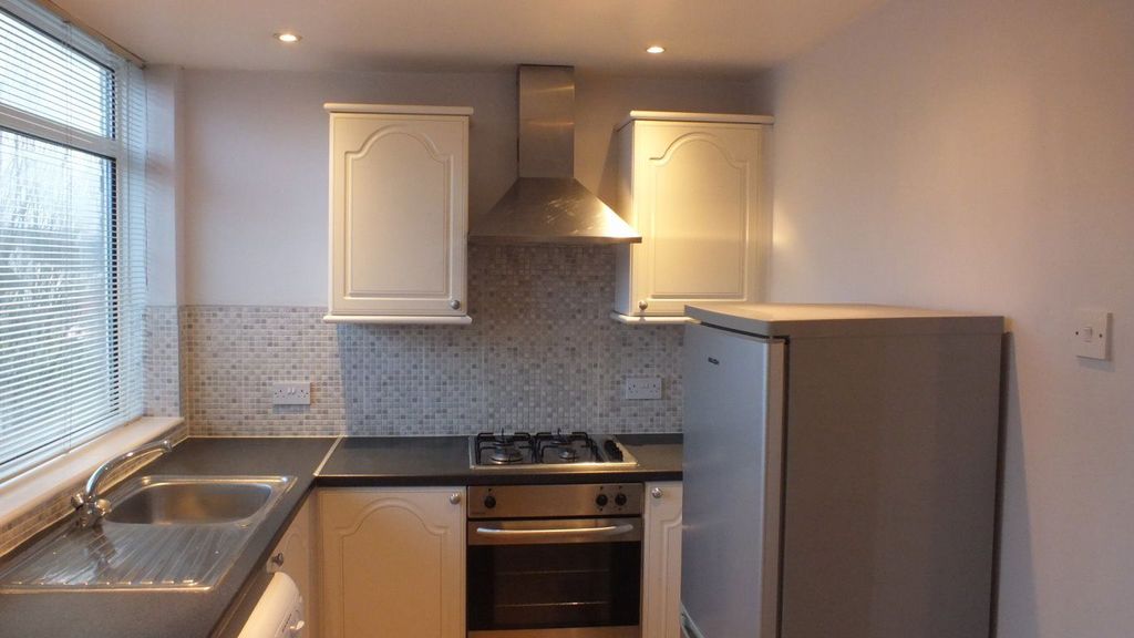 Property photo 1 of 4