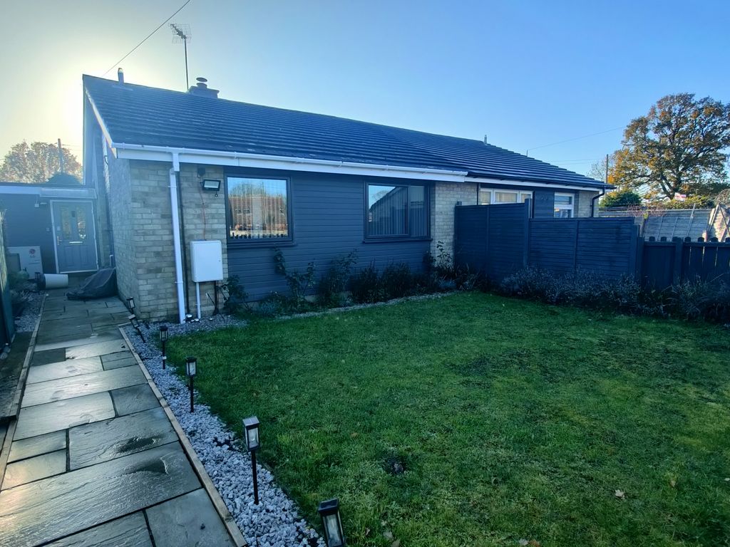 Property photo 1 of 17 Image