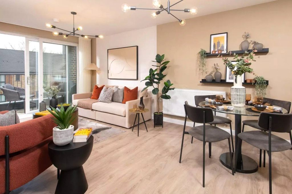 Property photo 2 of 9 Picture No. 13