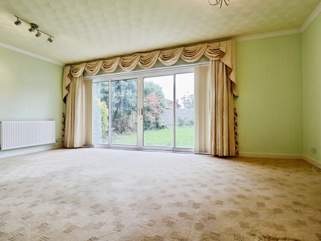 Property photo 3 of 32