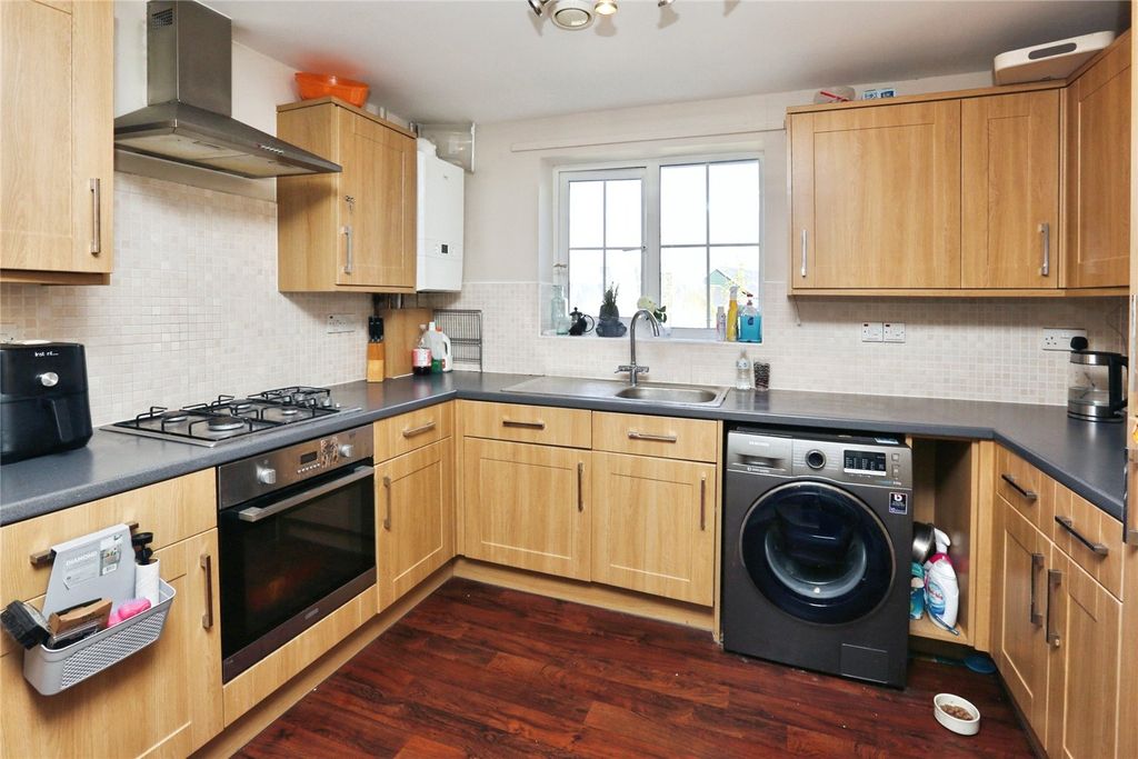 Property photo 3 of 17 Picture No. 15