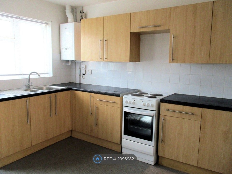 Property photo 3 of 10 Kitchen/ Diner