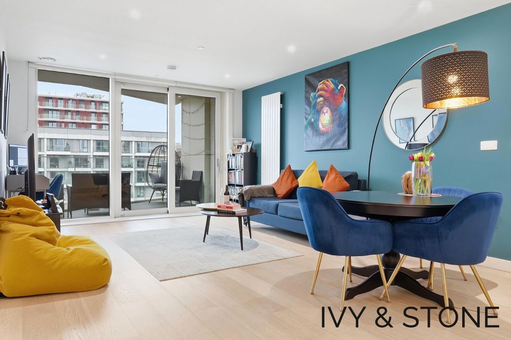 Property photo 1 of 16 4946420