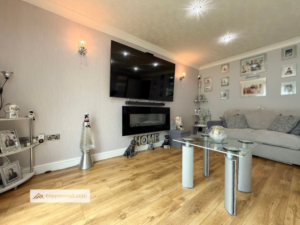 Property photo 3 of 38
