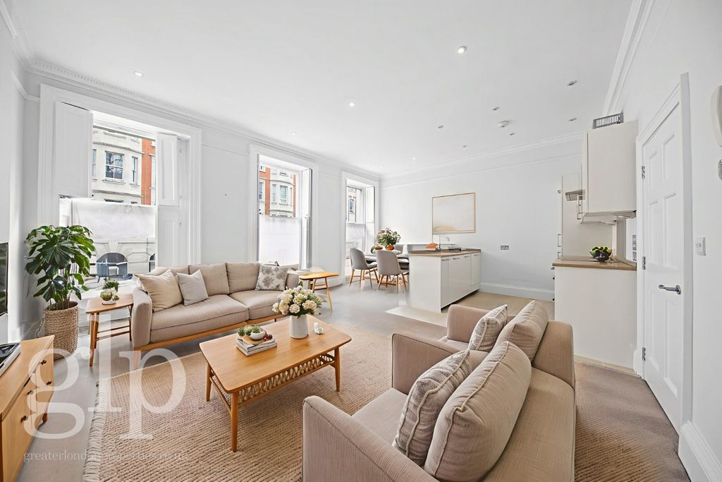 Property photo 1 of 13 993842