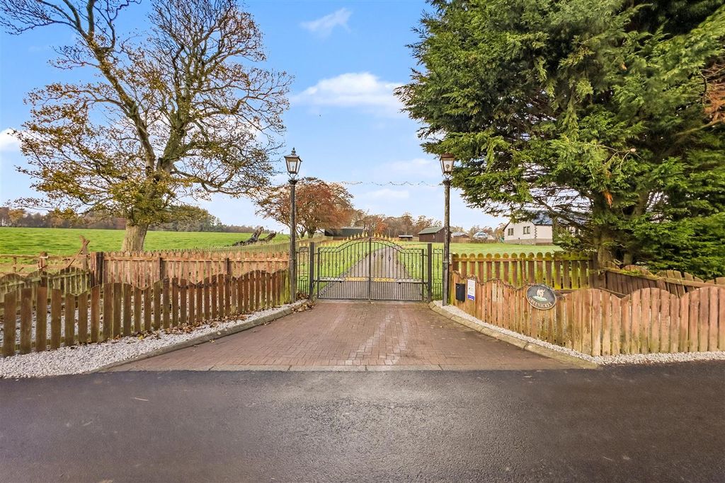 Property photo 2 of 25 2.Jpg