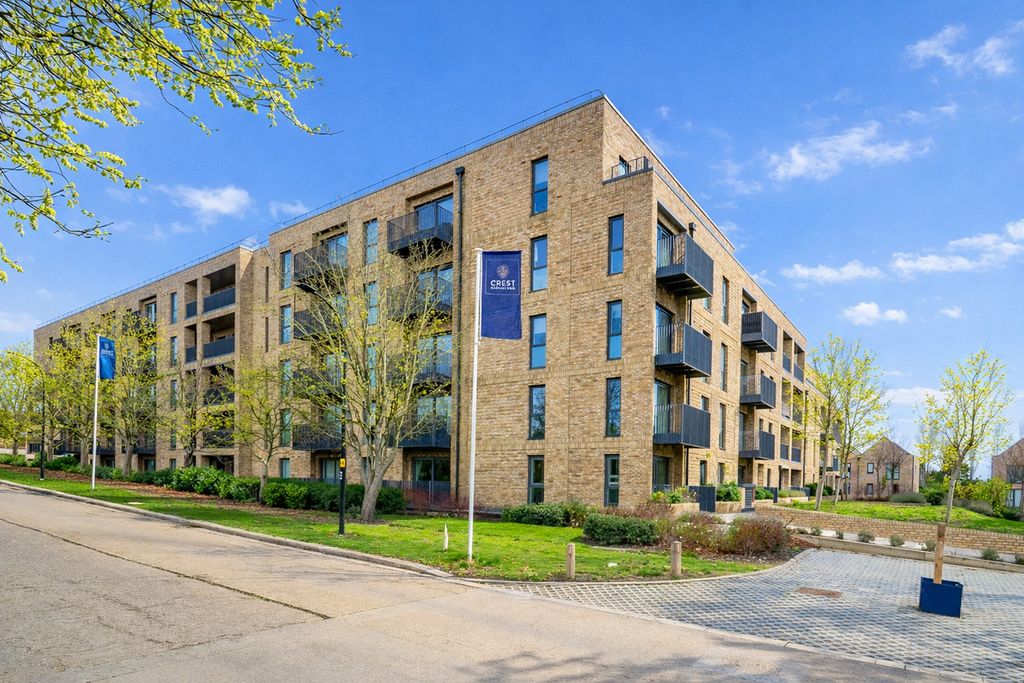 Property photo 1 of 11