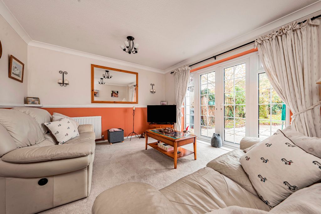 Property photo 2 of 9