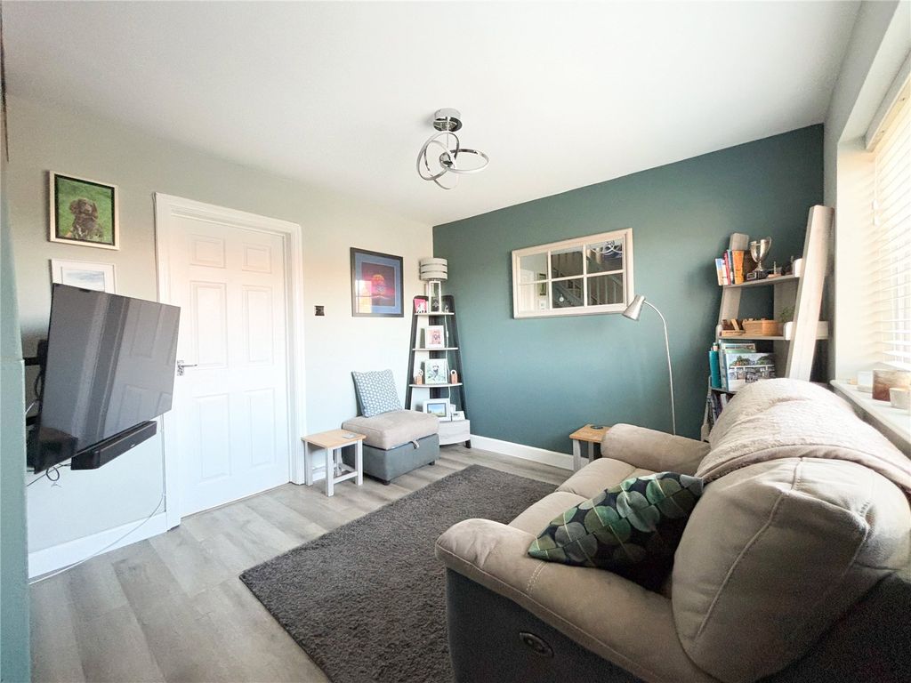 Property photo 3 of 21 Picture No. 29