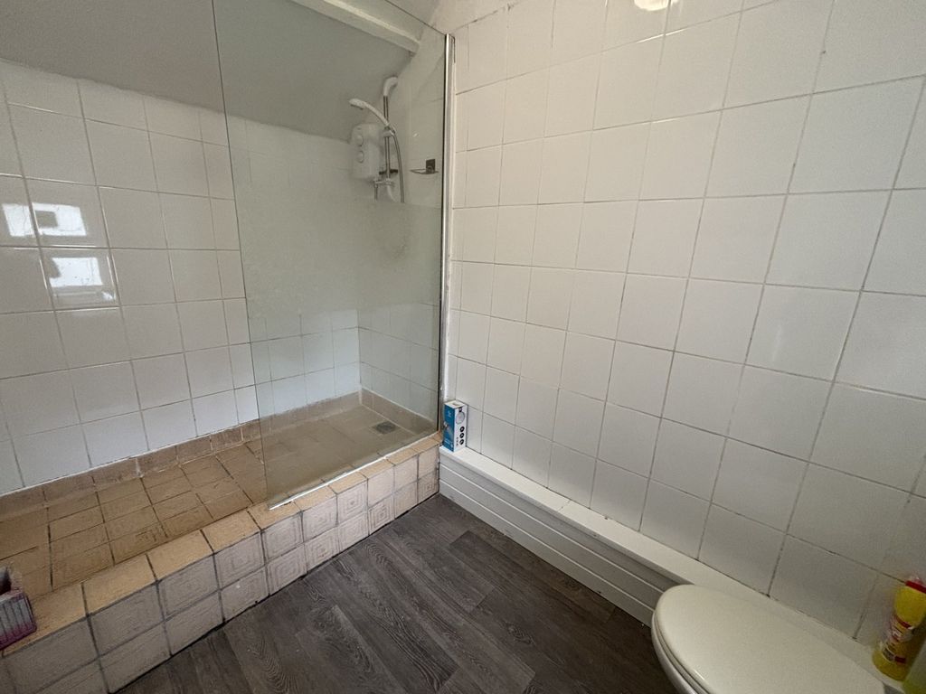Additional image 12 of 2 bed end terrace house for sale233A & B, Robert Street, Milford Haven, Pembrokeshire SA73