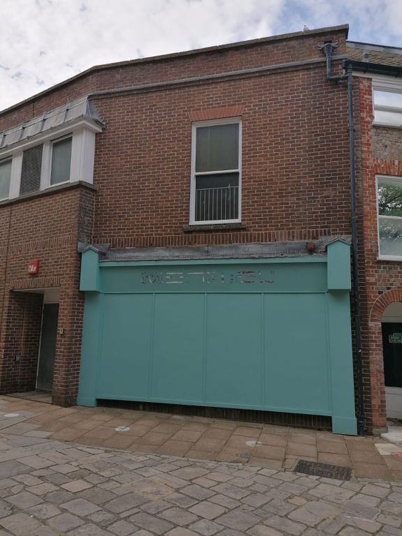 Property photo 1 of 4 34Highst - Rear Elevation