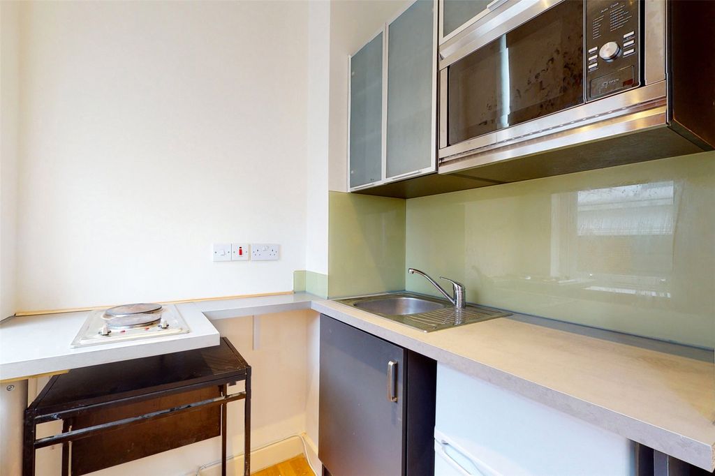 Property photo 2 of 5 Picture No. 05