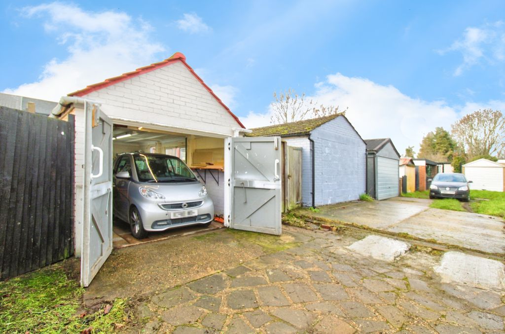 Property photo 1 of 24 10