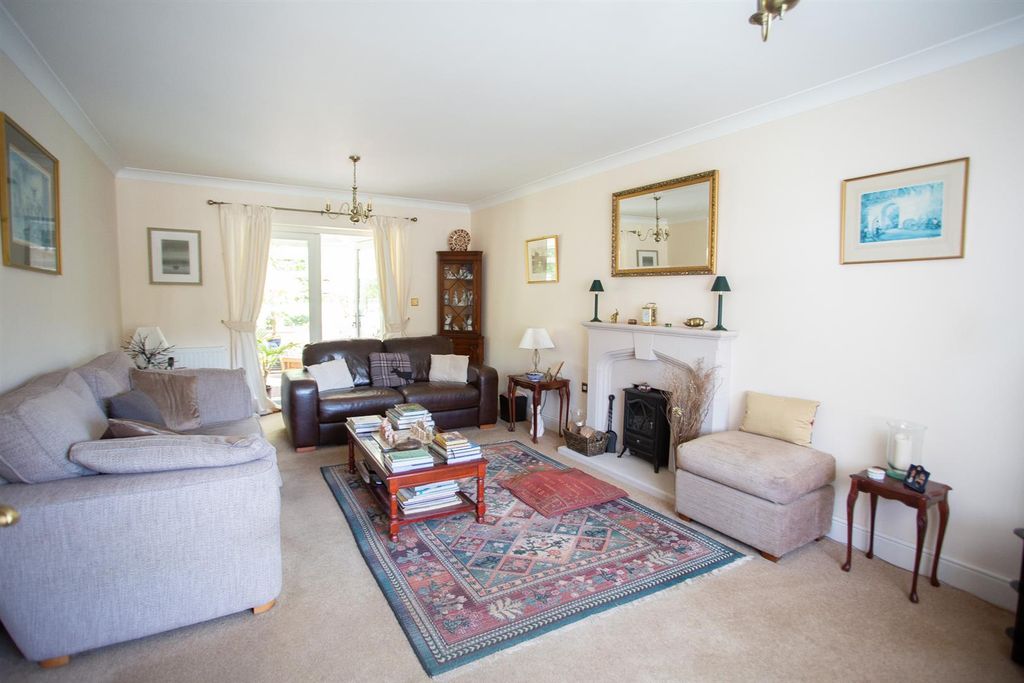 Property photo 2 of 25 Derb8524.Jpg